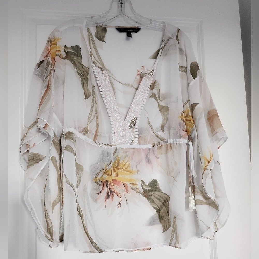White House Black Market sheer floral blouse size Small
